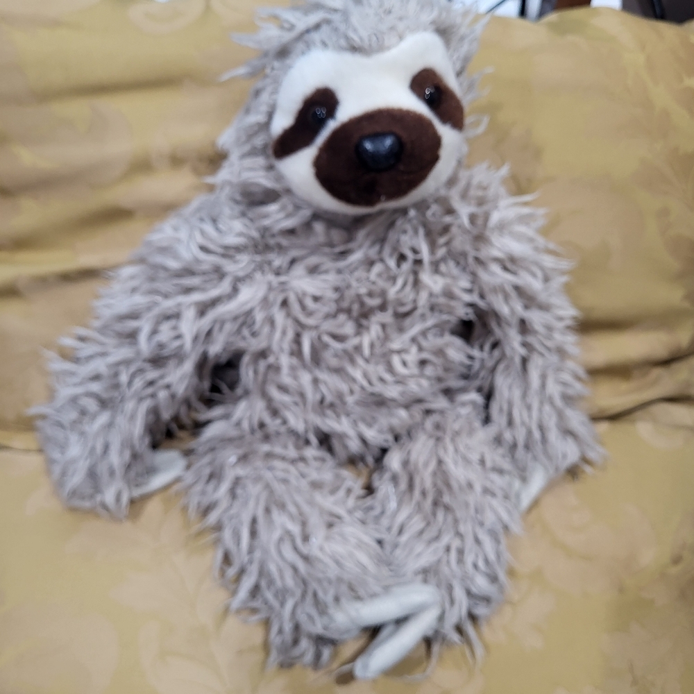 Sloth stuffie 18"